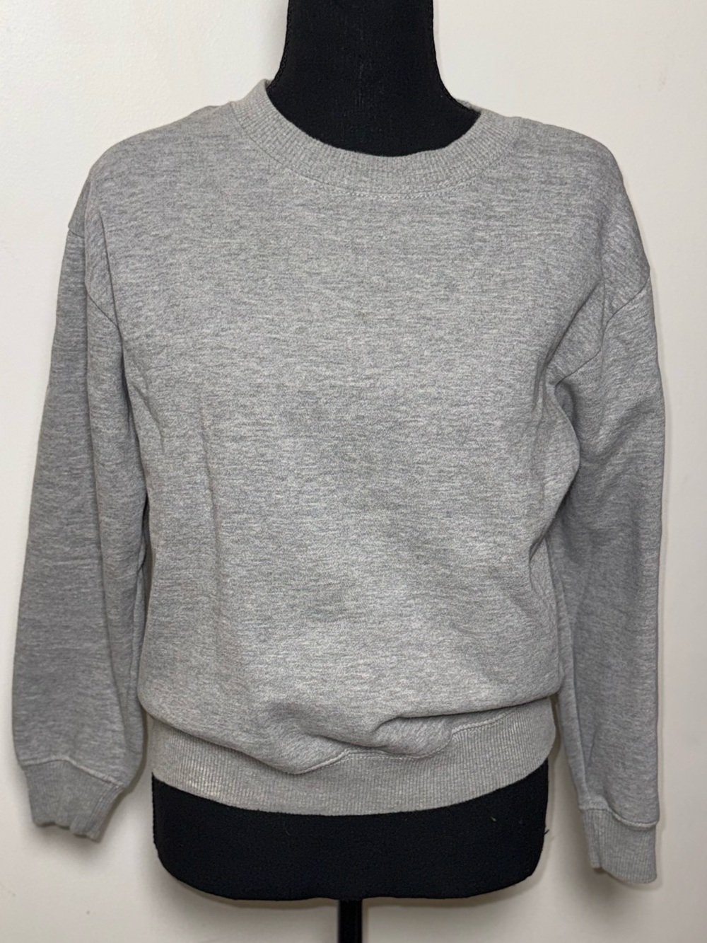 Urban Outfitters Heather Gray Crewneck Sweatshirt S